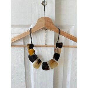 thick chicos necklace